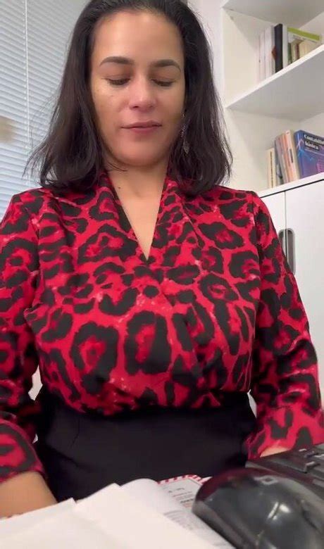 Nanda Reyes Milf big boobs